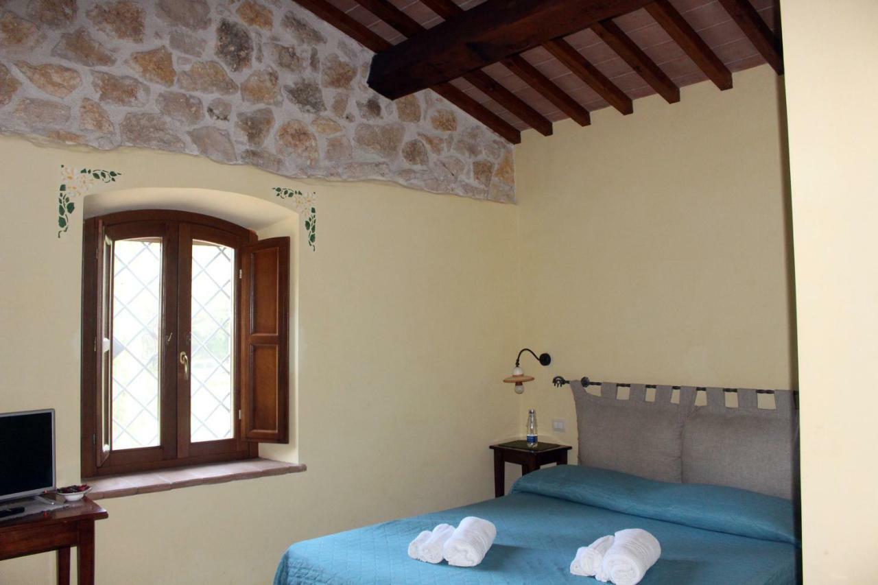 Quarto Standard com 1 Cama de Casal